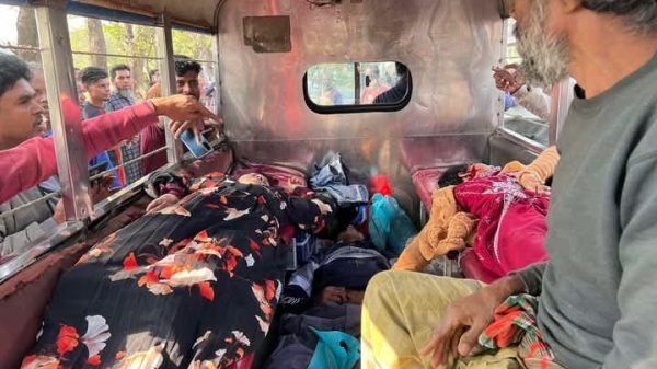 পুঠিয়ায় বাসের ধাক্কায়  মোটর সাইকেলর ৩ জন আরোহী নিহত