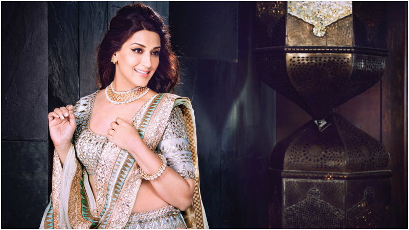 কার প্রেমে ৩০ বসন্ত মগ্ন ছিলেন সোনালি