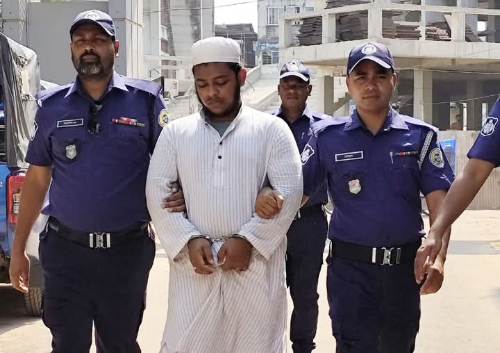 মসজিদে শিশুকে বলাৎকার, যুবক গ্রেপ্তার