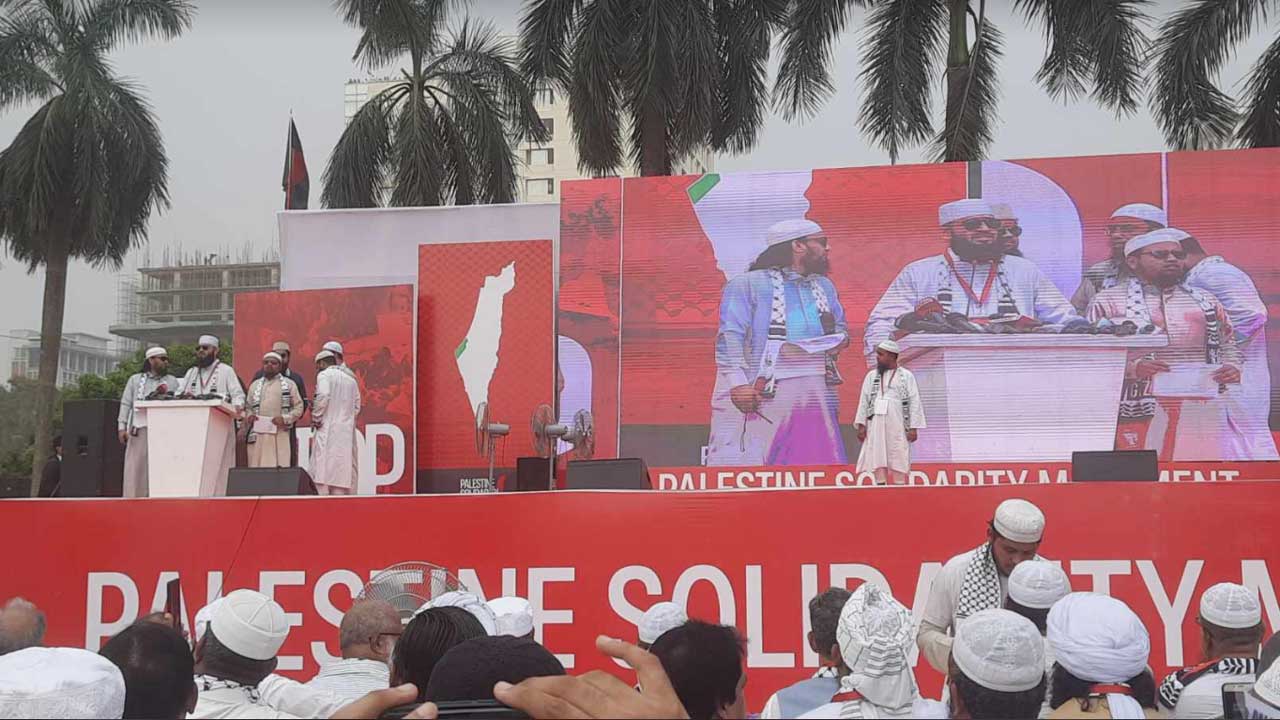 জনতার এ মহাসমুদ্র ফিলিস্তিন ও আল আকসার প্রতি ভালোবাসার প্রকাশ