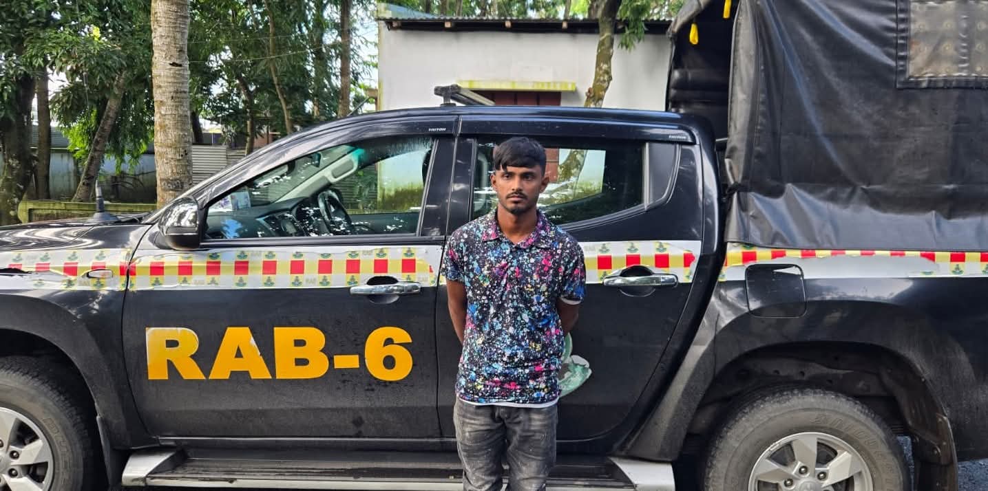 লালমোহনে বৃদ্ধাকে হত্যা মামলার প্রধান আসামী সাতক্ষীরা থেকে গ্রেপ্তার